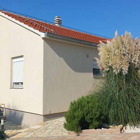 Villa Mir Pridraga Dış mekan fotoğraf